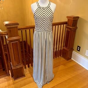 Halter Sleeveless Pleated Flowy Maxi Elegant Dress Sz 6P